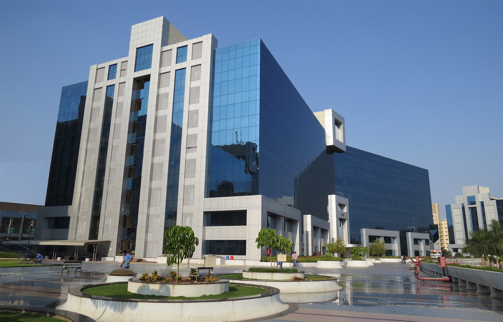 Magarpatta-Cybercity-4